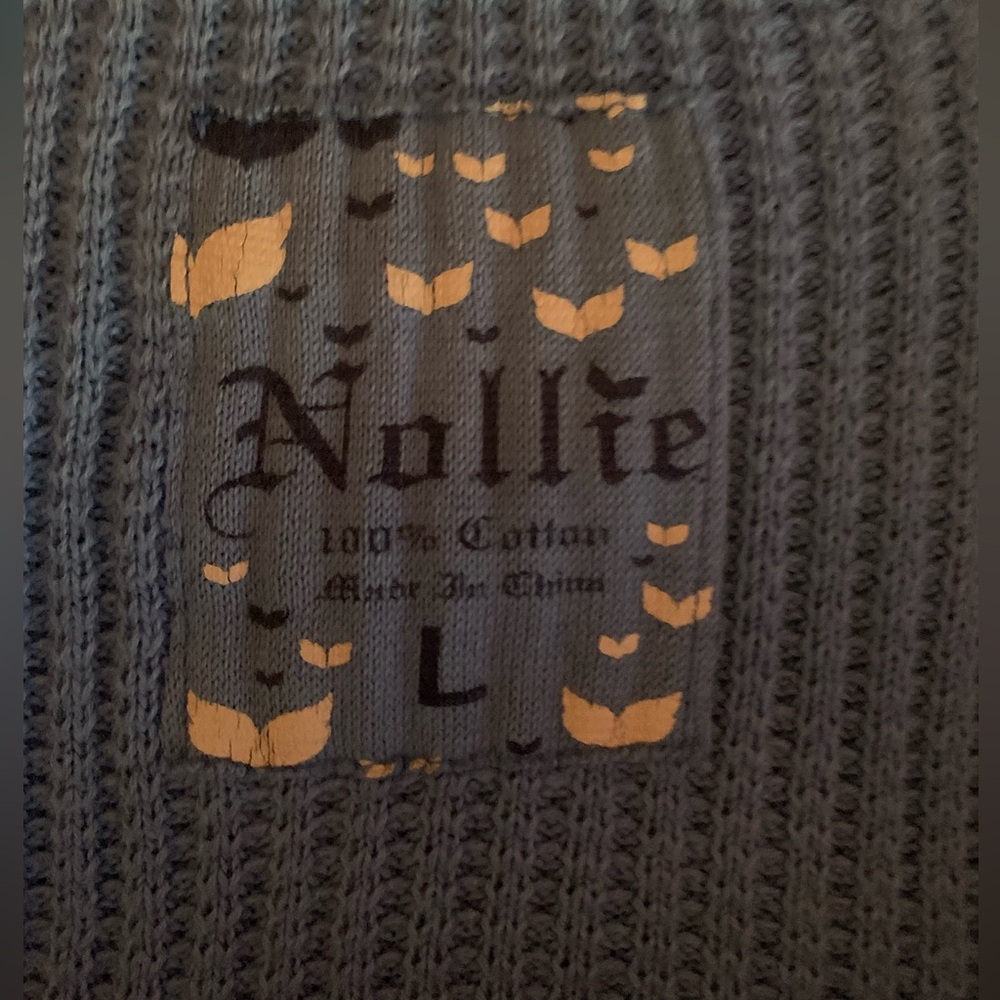 Sweater - Picture 3 of 3